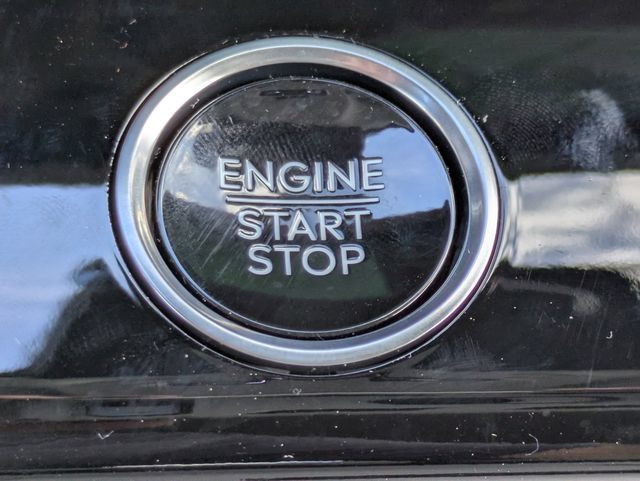 New 2026 Lincoln Navigator L Premier AWD/4WD image 28