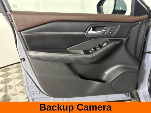 Used 2023 Nissan Rogue SL FWD image 11
