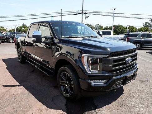 Used 2022 Ford F150 Lariat w/ Equipment Group 502A High AWD/4WD image 3