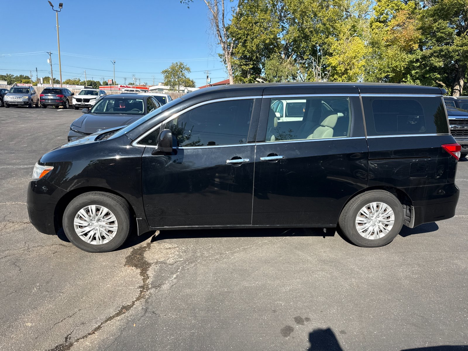 Used 2015 Nissan Quest S FWD image 3
