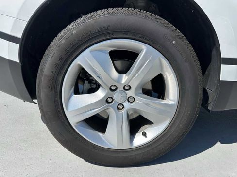 Used 2025 Land Rover Range Rover Velar S image 15