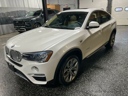 Used 2016 BMW X4 xDrive28i AWD/4WD image 4