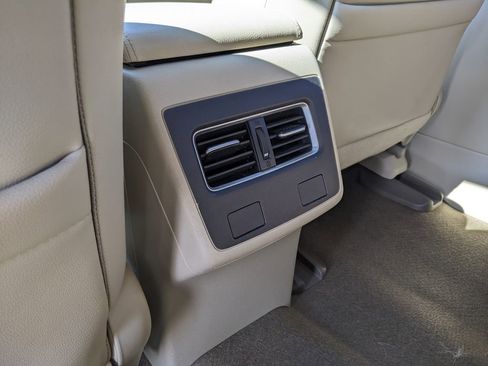 Used 2017 Acura RDX AWD w/ Advance Package image 24