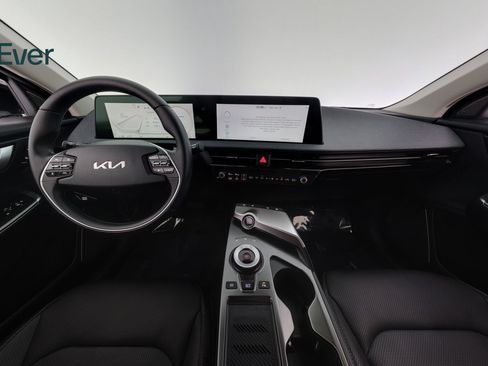 Used 2024 Kia EV6 Wind w/ Wind Technology Package RWD image 26