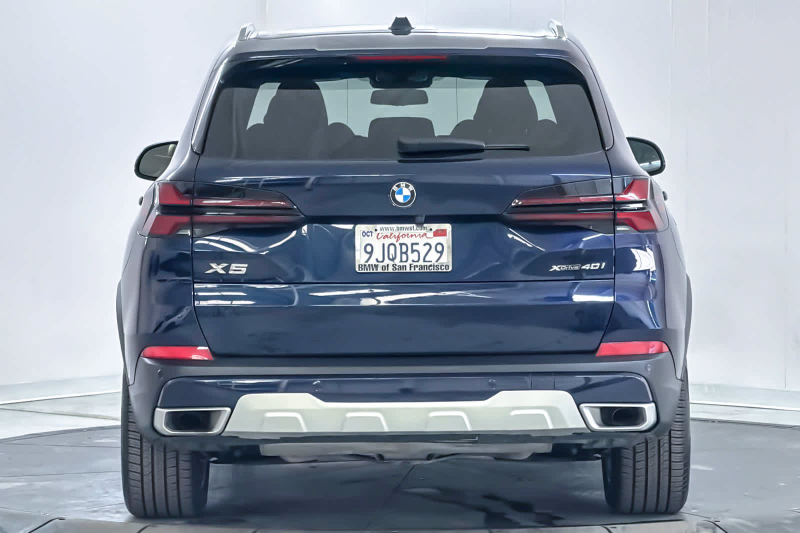 Used 2024 BMW X5 xDrive40i w/ Premium Package AWD/4WD image 7