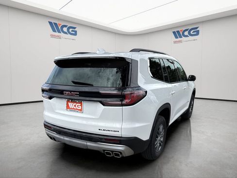 Used 2025 GMC Acadia Elevation AWD/4WD image 3