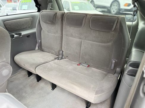 Used 2008 Toyota Sienna LE image 16