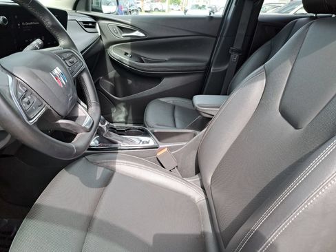 Used 2024 Buick Encore GX Sport Touring AWD/4WD image 18