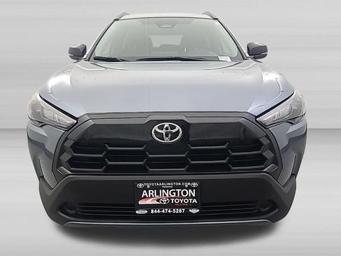 Used 2026 Toyota Corolla Cross LE FWD image 9