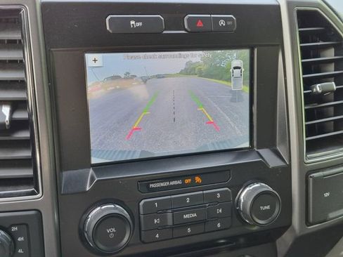 Used 2018 Ford F150 XLT w/ Equipment Group 302A Luxury AWD/4WD image 13