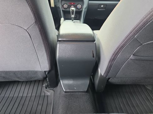 Used 2019 Subaru Crosstrek 2.0i Premium w/ Popular Package #2 image 23