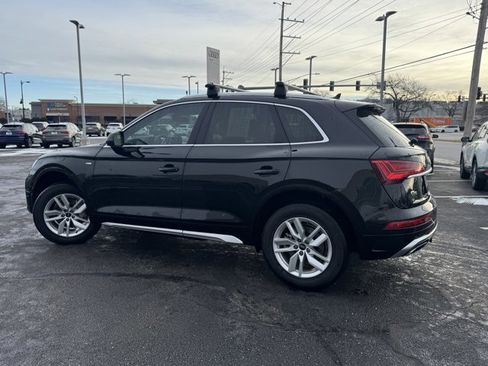 Used 2023 Audi Q5 2.0T Premium w/ Convenience Package image 4