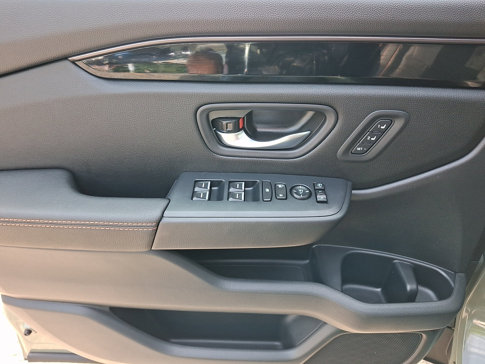 Used 2026 Honda Pilot TrailSport image 12
