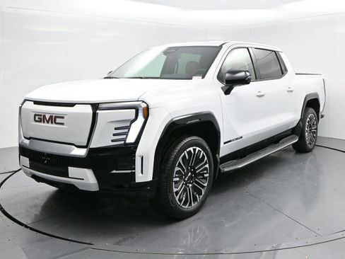 Used 2026 GMC Sierra EV Denali image 3