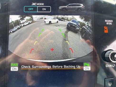 Used 2025 Subaru Ascent Premium image 16