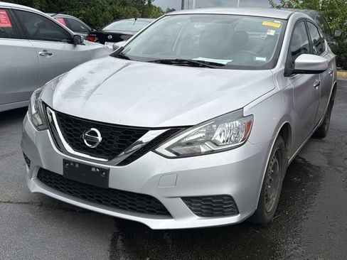 Used 2016 Nissan Sentra S FWD image 1
