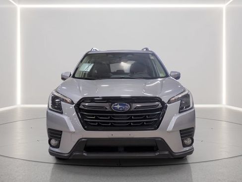Certified 2023 Subaru Forester Limited AWD/4WD image 9