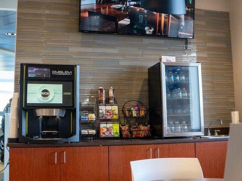 New 2025 Hyundai Elantra Sport image 33