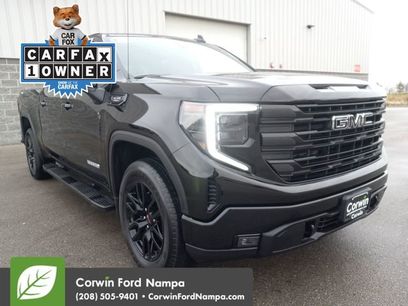 Used 2025 GMC Sierra 1500 Elevation w/ Preferred Package