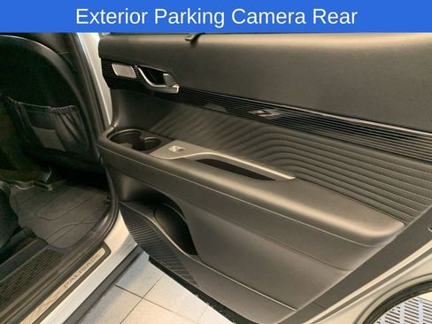 Used 2024 Hyundai Palisade Calligraphy image 19