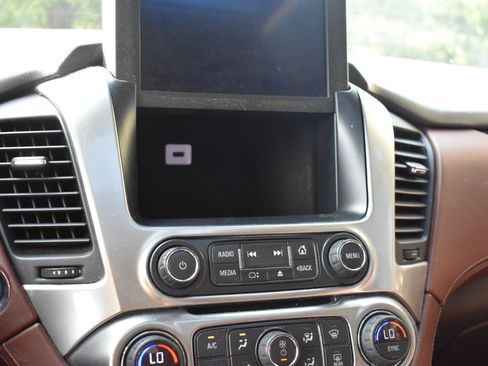 Used 2015 Chevrolet Tahoe LTZ RWD image 33