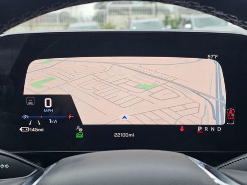 Used 2025 Chevrolet Equinox EV LT w/ Convenience Package image 27