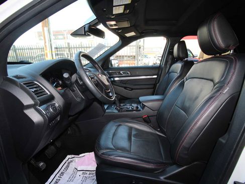 Used 2019 Ford Explorer Sport w/ Equipment Group 401A image 21