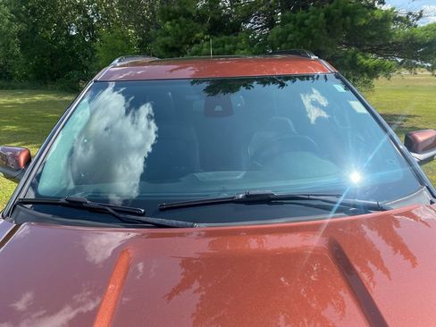 Used 2018 Ford Explorer Limited w/ Equipment Group 301A AWD/4WD image 36