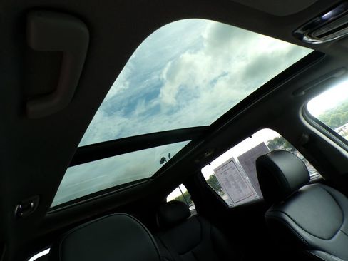 Certified 2023 Hyundai Santa Fe Limited AWD/4WD image 16