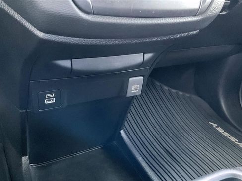 Used 2024 Honda Odyssey Sport image 32