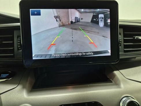 Used 2023 Ford Explorer XLT AWD/4WD image 13