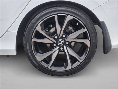 Used 2019 Honda Civic Sport image 22