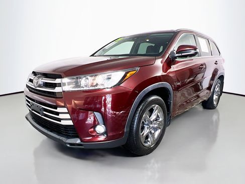 Used 2019 Toyota Highlander Limited Platinum image 10