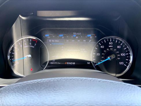 Used 2019 Ford Expedition Limited w/ Equipment Group 302A RWD image 24