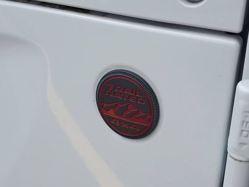 Used 2018 Jeep Wrangler Unlimited Rubicon AWD/4WD image 14