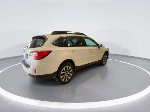 Used 2015 Subaru Outback 3.6R Limited AWD/4WD image 8