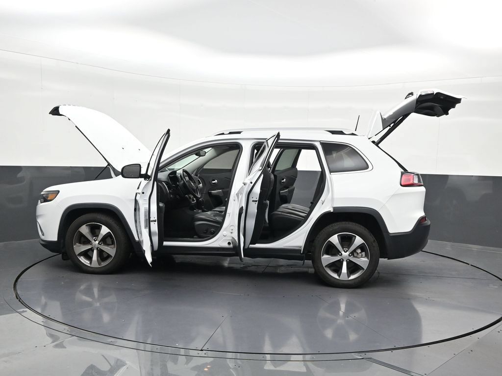 Used 2020 Jeep Cherokee Limited FWD image 33