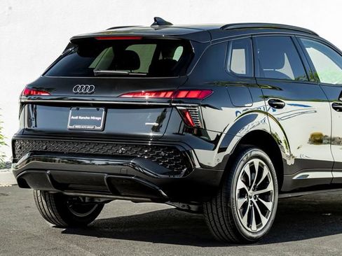New 2026 Audi Q3 quattro 2.0T AWD/4WD image 8