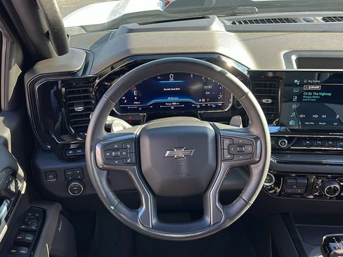 Used 2024 Chevrolet Silverado 1500 ZR2 w/ Technology Package image 22