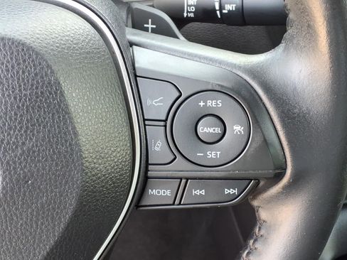 Used 2022 Toyota Corolla SE FWD image 18
