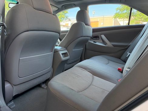 Used 2011 Toyota Camry SE w/ SE Extra-Value Pkg #1 FWD image 9