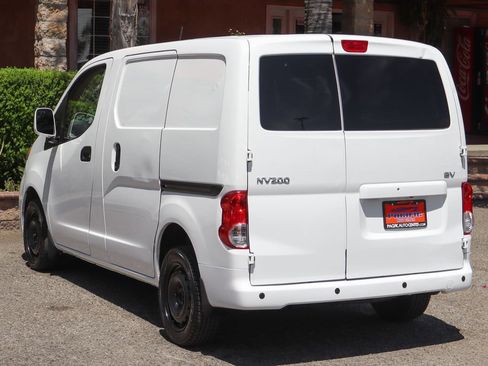 Used 2020 Nissan NV200 SV w/ Sliding Glass Door Package FWD image 6