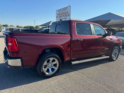 Certified 2025 RAM 1500 Big Horn AWD/4WD image 5