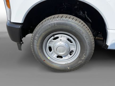 New 2026 Ford F250 XL RWD image 9