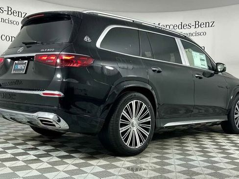 New 2026 Mercedes-Benz Maybach GLS 600 4MATIC image 4
