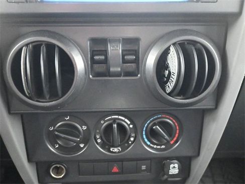 Used 2009 Jeep Wrangler X image 22