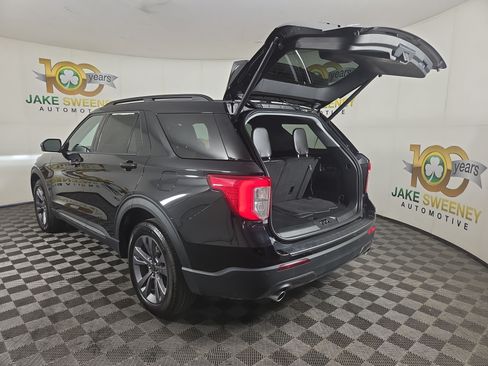Used 2024 Ford Explorer XLT w/ Equipment Group 202A AWD/4WD image 33