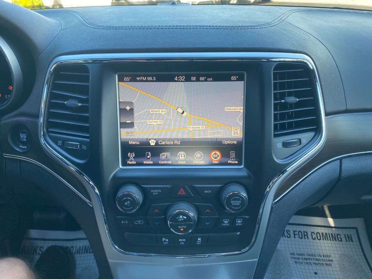 Used 2015 Jeep Grand Cherokee Overland AWD/4WD image 14