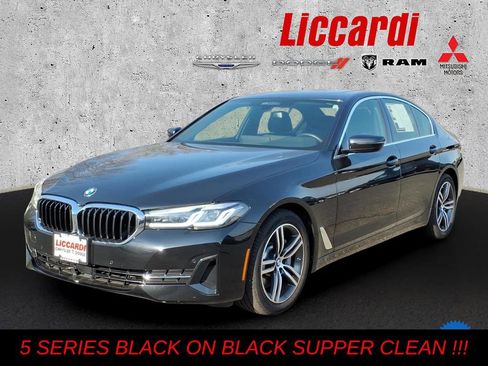 Used 2023 BMW 530i xDrive image 3