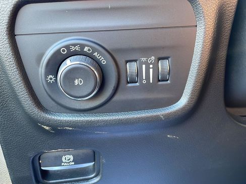 Used 2022 Jeep Grand Cherokee L Overland AWD/4WD image 13